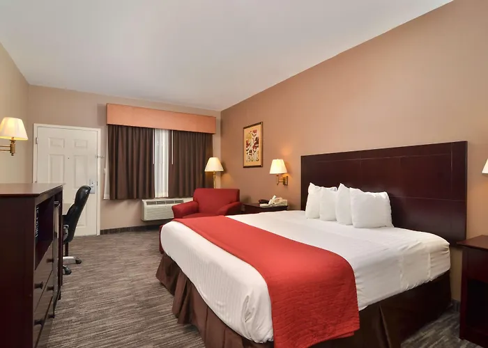 Best Western Dayton Inn & Suites