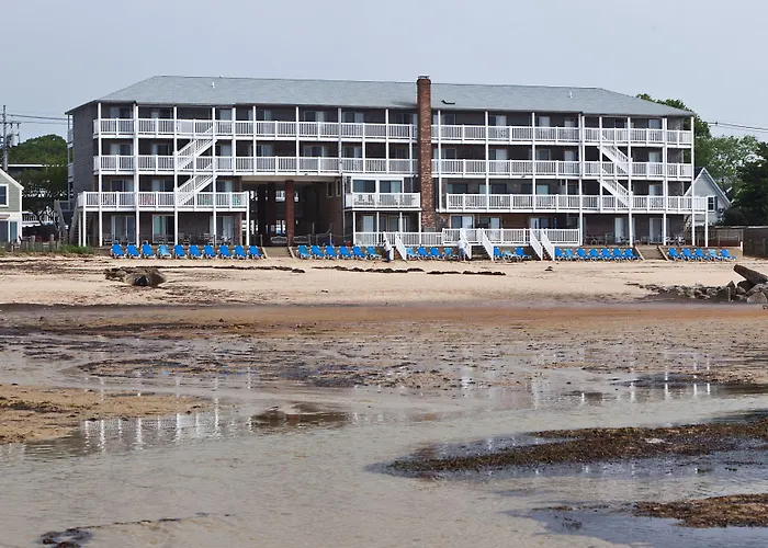 Surfside Hotel And Suites