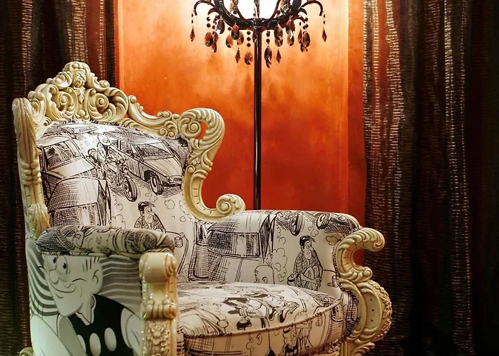 The Luxe Manor