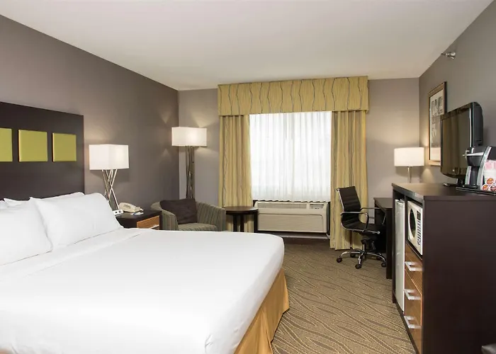 Holiday Inn Express & Suites Danville By Ihg