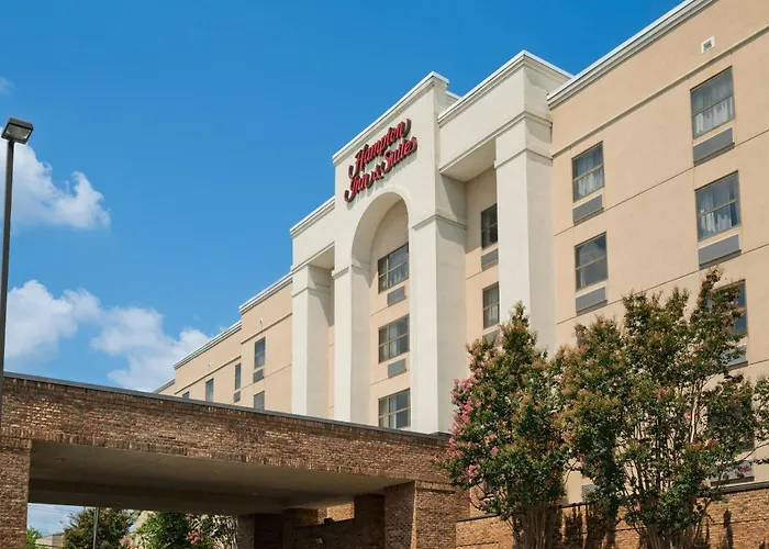 Hampton Inn & Suites-Florence Downtown