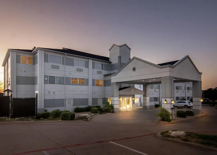 Super 8 By Wyndham Weatherford