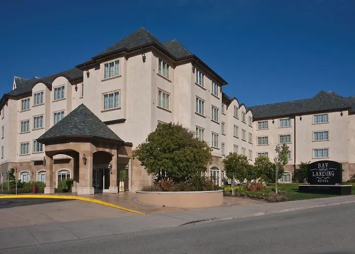 Bay Landing Hotel