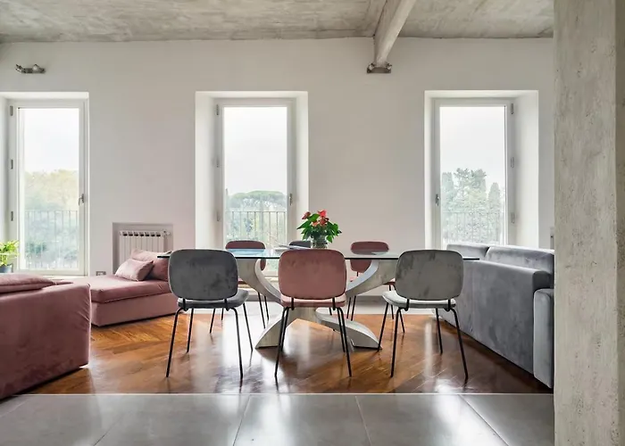 Comfortable Luxury Apartments Near The Colosseum - Rome