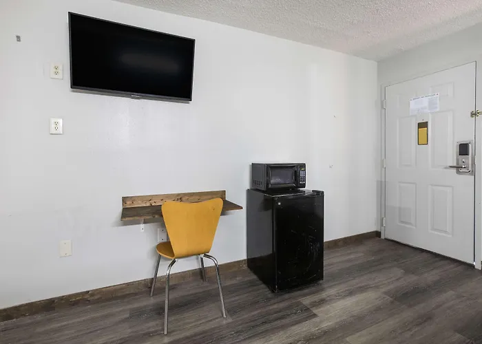 Americas Best Value Inn Stockbridge