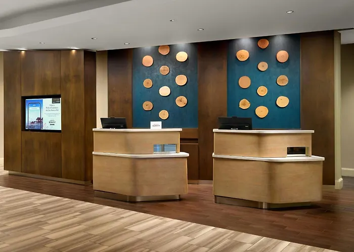Courtyard By Marriott Carrollton