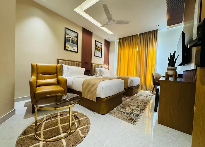 Royal Ace Boutique Hotel - Bhartiya City