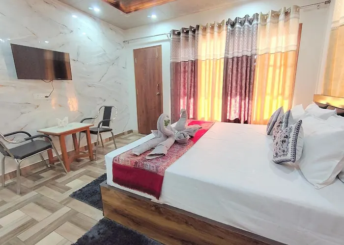The Moonlight Stay Kasauli