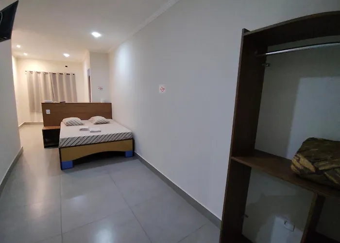Hotel Caricias