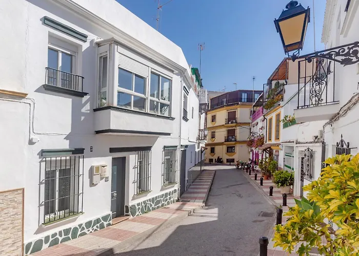 Casa Alina, Marbella Old Town With Garage