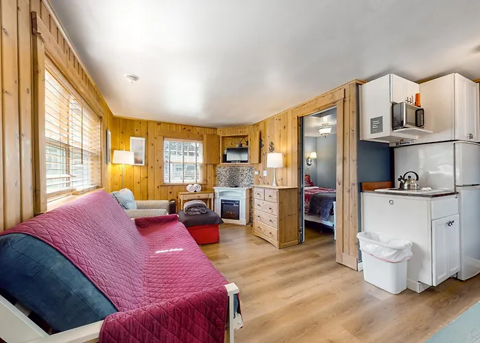 Hidden Villa Cottage #1 - The Nautical Cottage