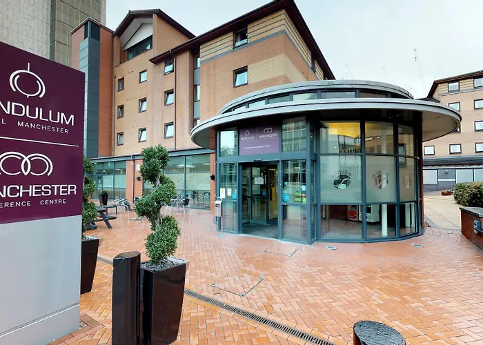 Pendulum Hotel