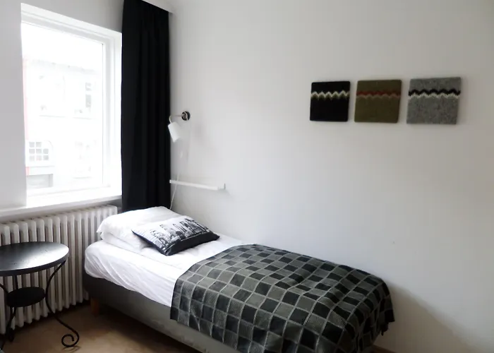 Hotel Local 101