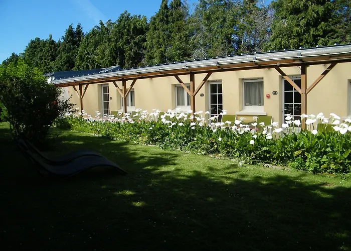 Logis Hôtel La Rosière----Situé entre BAYEUX et ARROMANCHES