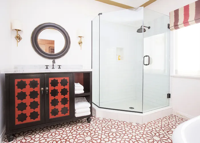 Casa Laguna Hotel & Spa
