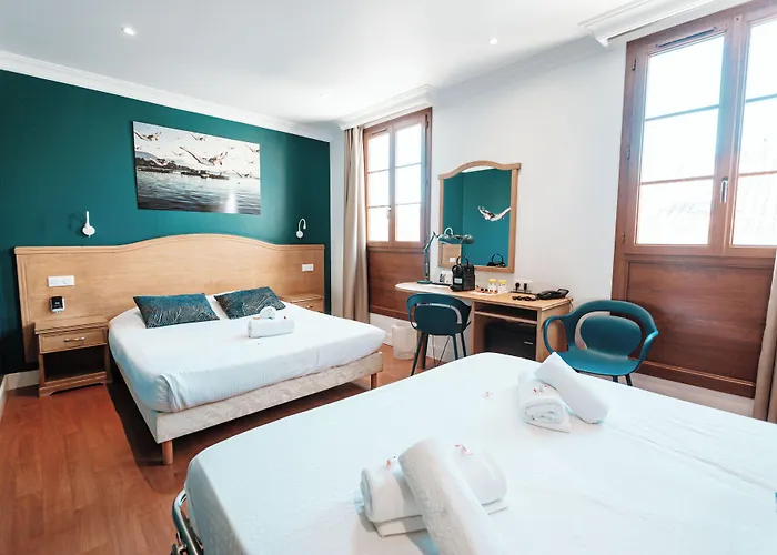 Grand Hotel De La Gare Toulon - Boutique Hotel