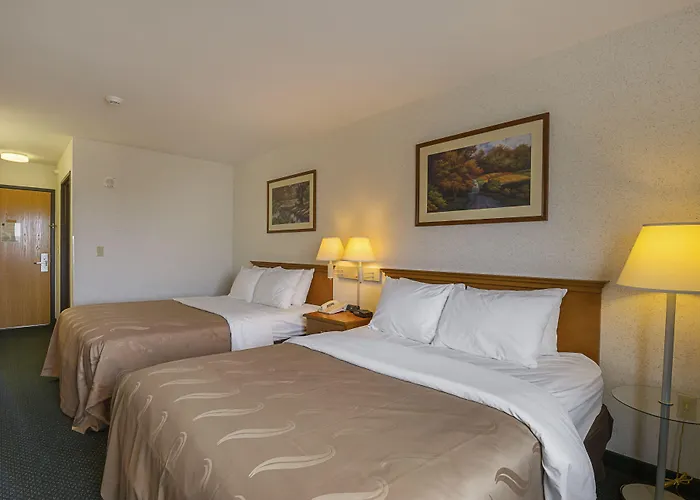 Quality Inn & Suites Belmont - Platteville
