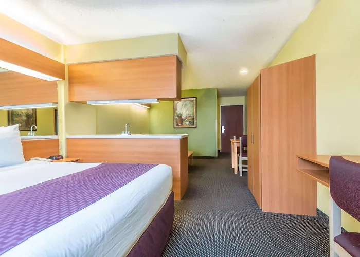 Microtel Inn & Suites By Wyndham Auburn