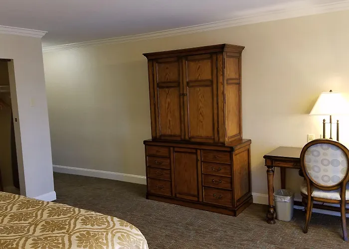 Chelsea Inn