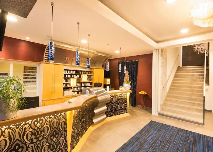 Hotel City