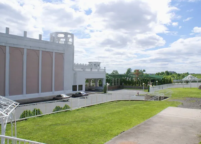 Raritan Hotel