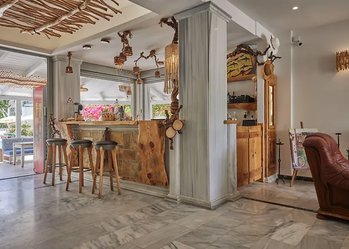 Iniohos Zante Hotel & Suites