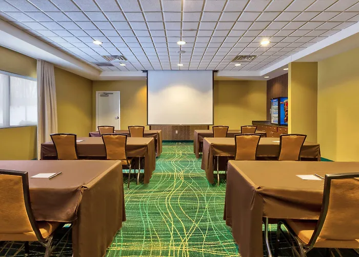 Springhill Suites By Marriott Grand Rapids Airport Southeast
