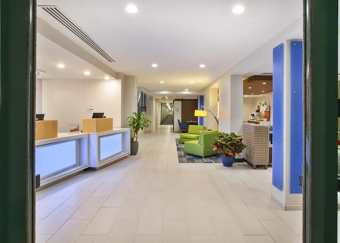 Holiday Inn Express Rochester-Victor By Ihg