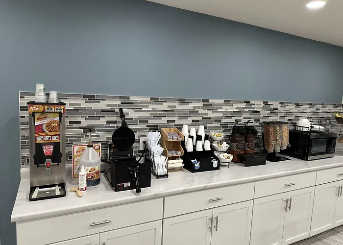 Super 8 By Wyndham Grand Island