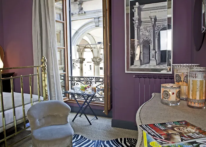 Porcellino Gallery Art Boutique Bb Florenz