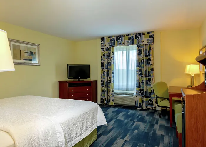 Hampton Inn & Suites - Fort Pierce