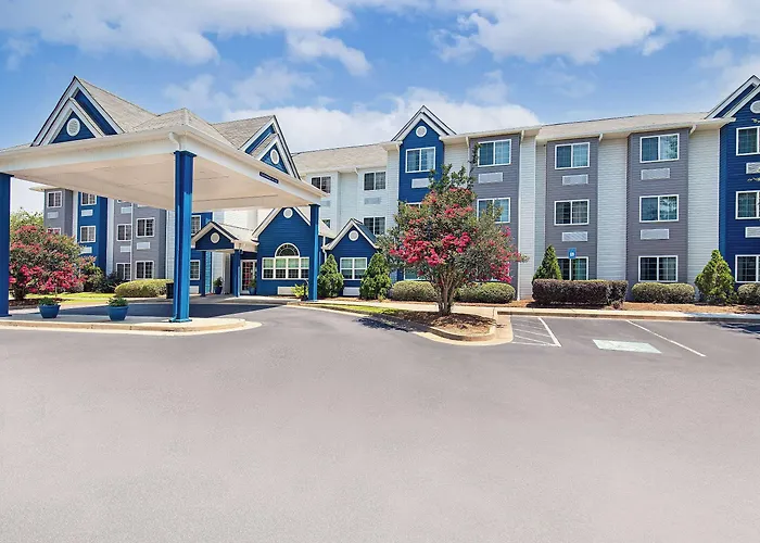 Microtel Inn & Suites Columbus North