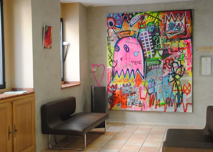 Grand Hotel Dauphine Toulon, Boutique Hotel & Suites