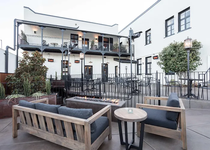 The Holbrooke Hotel