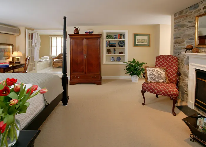 Lambertville House