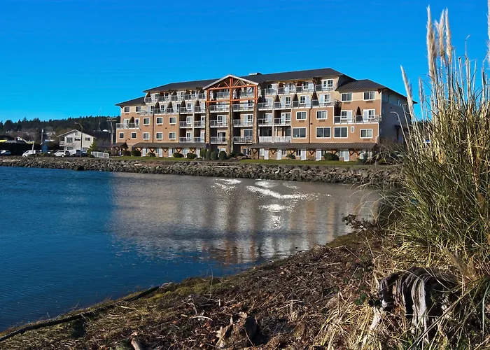 Oxford Suites Silverdale