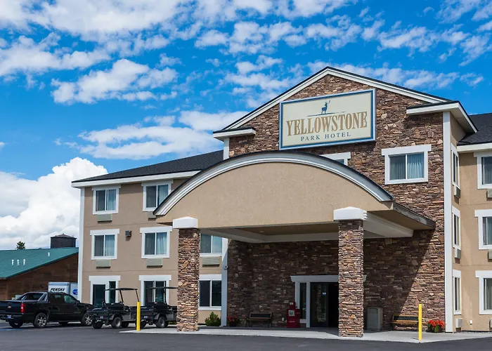 Yellowstone Park Hotel