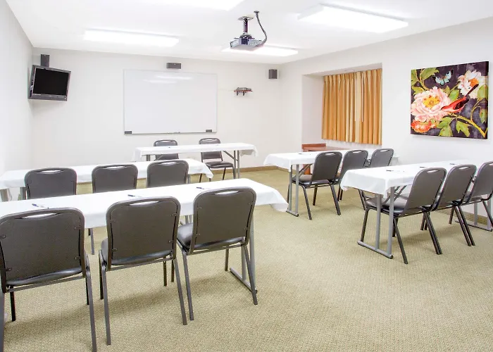 Microtel Inn And Suites Gassaway