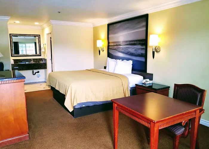 Super 8 By Wyndham Cypress Buena Park Area