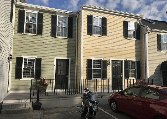 Essex Street Inn & Suites, An Ascend Collection Hotel