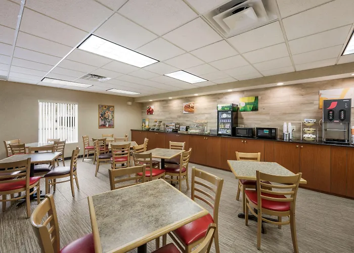 Quality Inn & Suites Fishkill South Near I-84