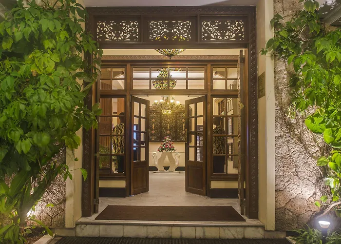 Protea Hotel By Marriott Dar Es Salaam Courtyard