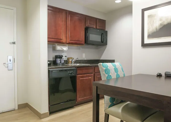 Homewood Suites By Hilton Miami - Airport West