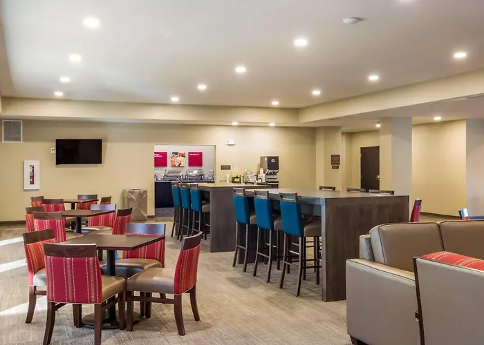 Comfort Suites Brunswick Town Center