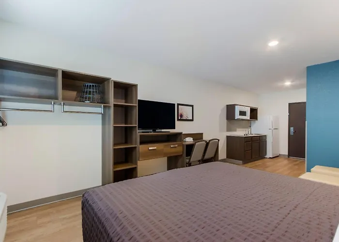 Woodspring Suites Tamarac
