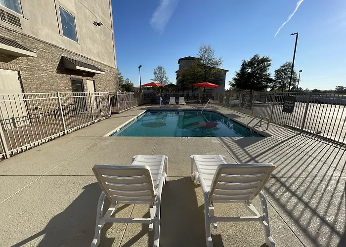 La Quinta Inn & Suites By Wyndham Augusta Fort Eisenhower