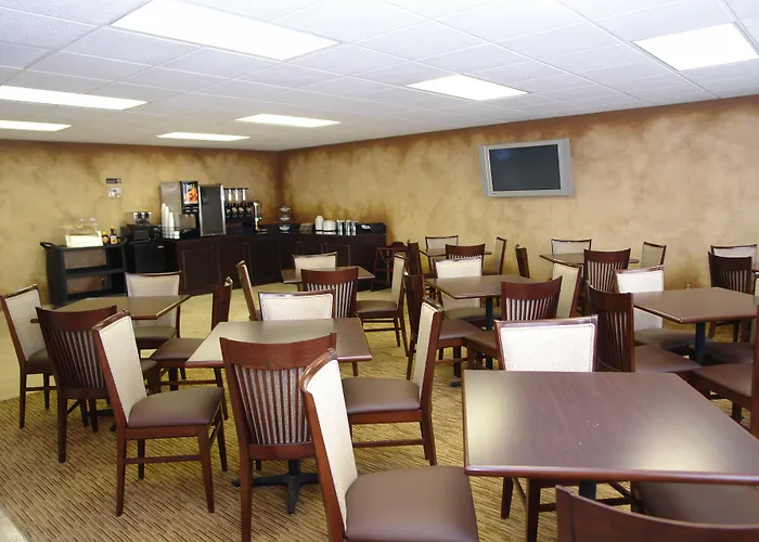 Angel Inn Near Imax, A Travelodge By Wyndham