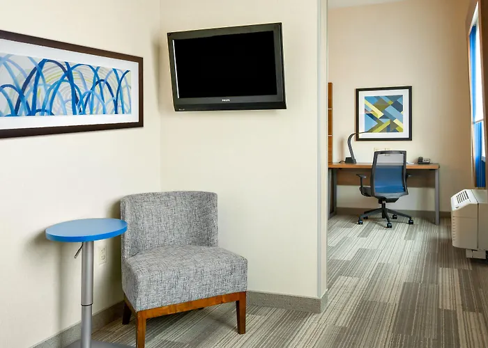 Holiday Inn Express Hotel & Suites Ontario By Ihg