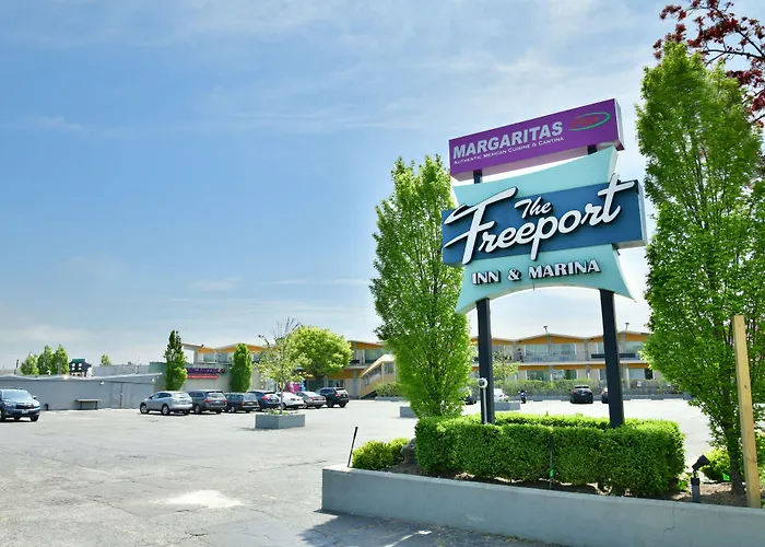 The Freeport Inn And Marina