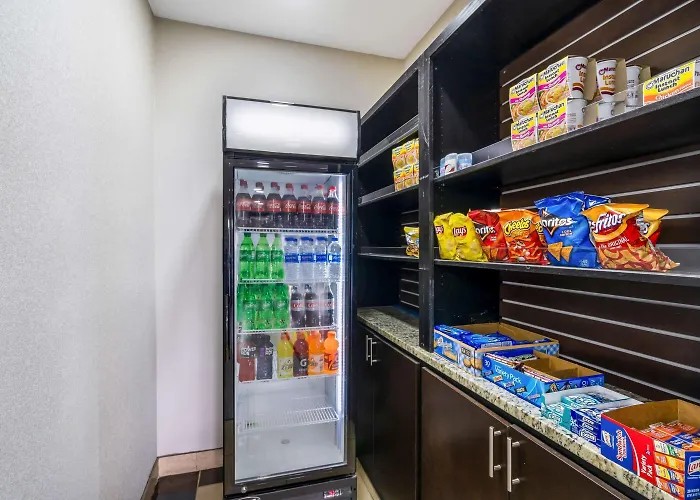 La Quinta By Wyndham Canton Ms